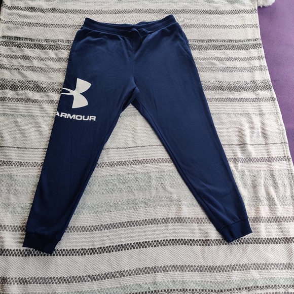 UNDER ARMOUR navy sweatpants - Picture 2 of 4